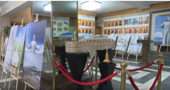 Քրիստոսի արձանի կառուցմանը նվիրված ֆոտոցուցահանդեսը ներակայացվել է Աշտարակում (տեսանյութ)