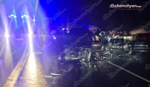 Չարենցավանում բшխվել են «Mercedes»-ները․ կա 1 զnհ, 3 վիրավnր