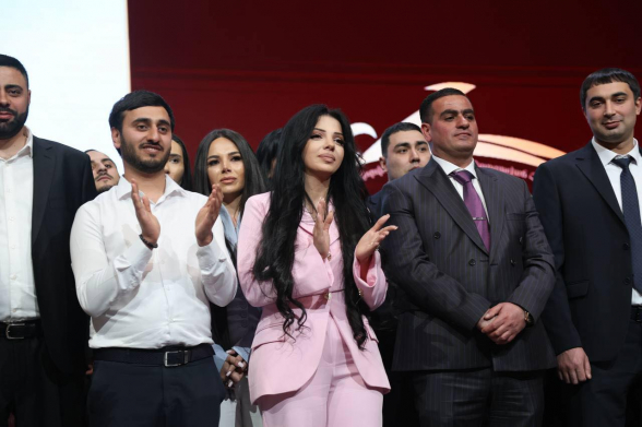 Փորձում եք պրոֆեսիոնալ քանդել թերևս միակը մնացած զարգացած ոլորտը