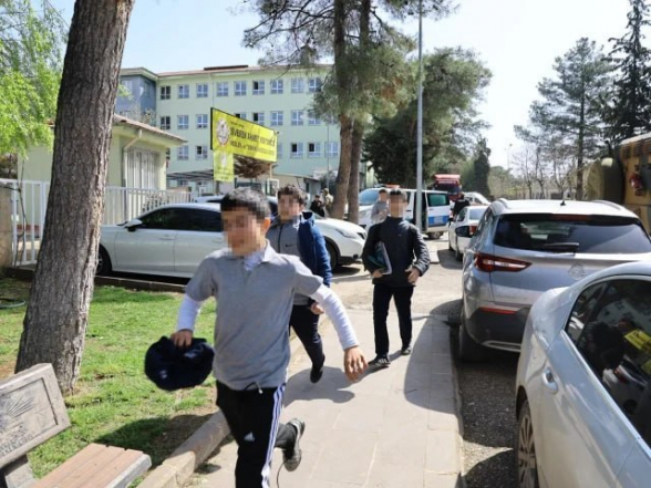 В Турции ученик устроил стрельбу в школе: ранены 7 человек