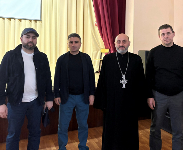 Եկատերինբուրգի հայ համայնքի հետ քննարկվեցին Հայաստանի առջև ծառացած մարտահրավերները․ ցուցադրվեց «Կեղծ խաղաղության գինը» ֆիլմը (տեսանյութ)