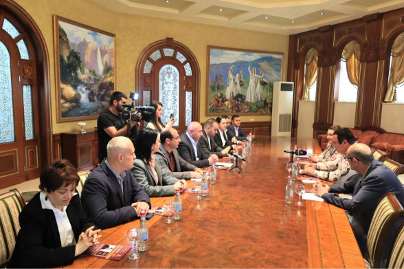 Հանդիպում Անդրանիկ Թևանյանի և Երևանի ավագանու «Մայր Հայաստան» խմբակցության անդամների հետ (տեսանյութ, լուսանկար)