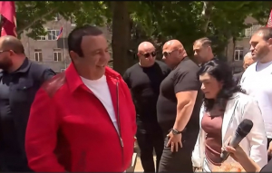 headerImg